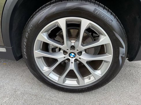 Used 2023 BMW X5 xDrive40i AWD/4WD image 12