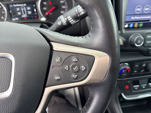 Used 2018 GMC Terrain Denali w/ Advanced Safety Package image 32