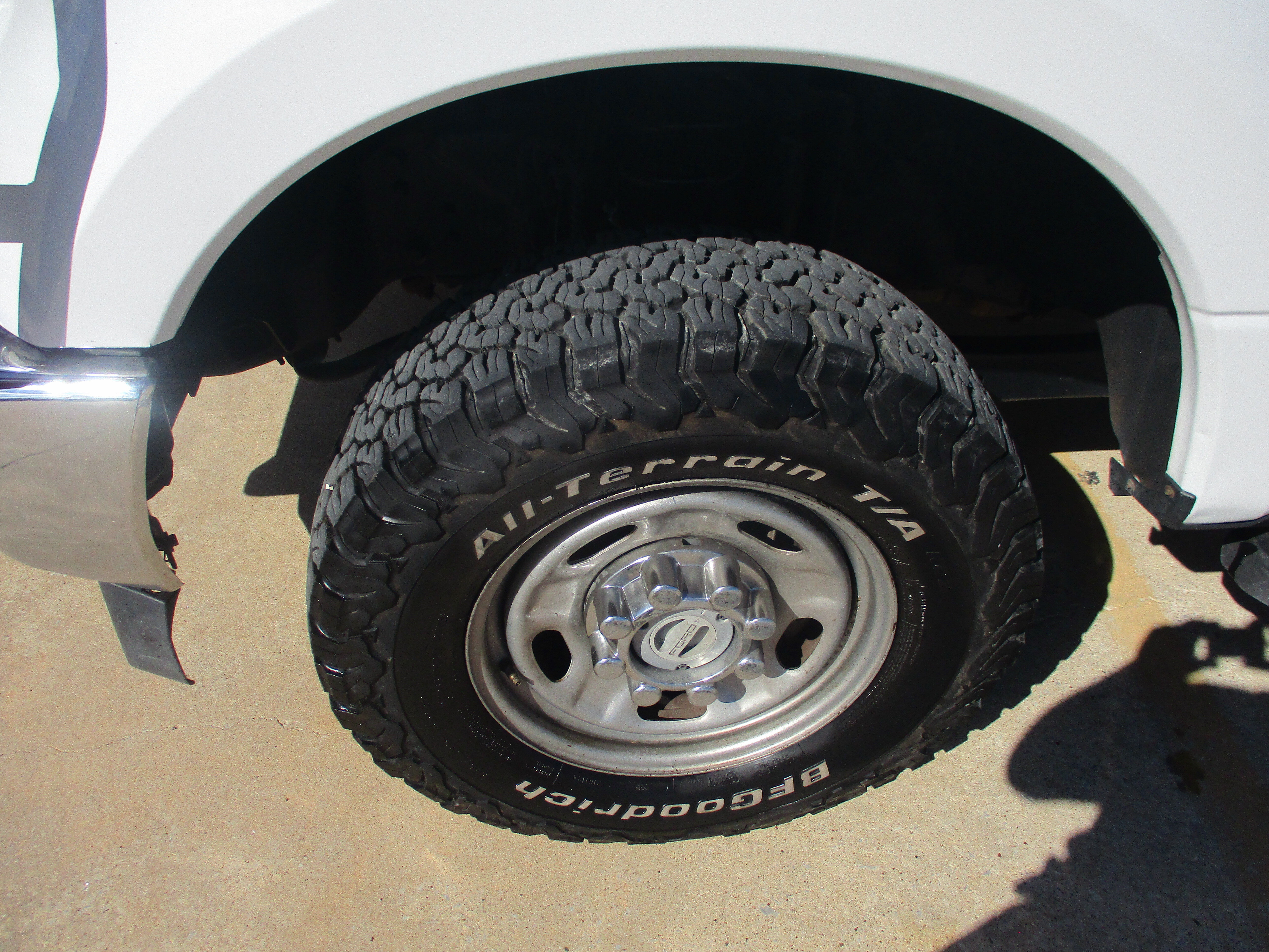 Used 2019 Ford F250 XL w/ XL Value Package AWD/4WD image 3