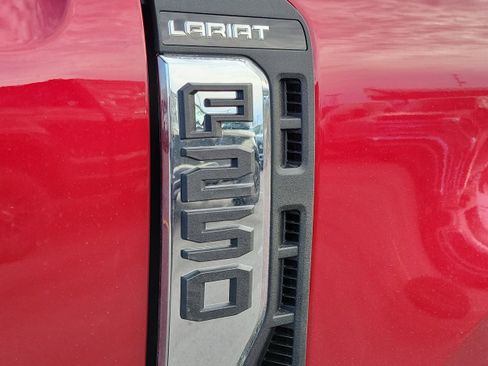 New 2026 Ford F250 Lariat w/ Lariat Ultimate Package image 6
