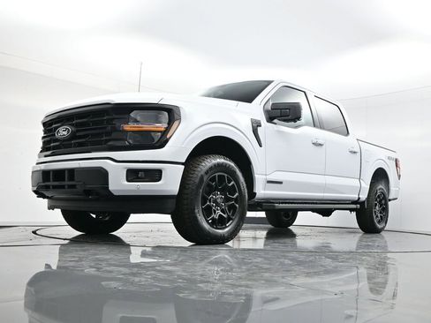 New 2025 Ford F150 XLT w/ Equipment Group 302A MID image 48