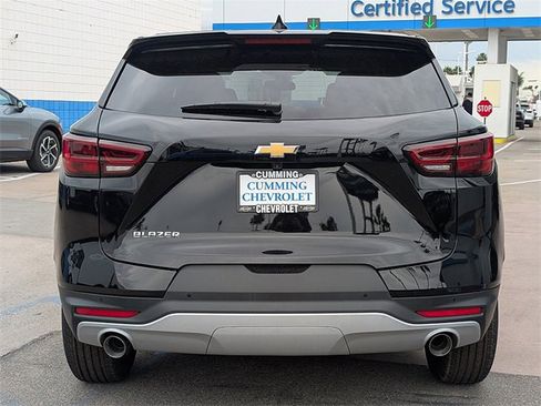 New 2026 Chevrolet Blazer LT image 9
