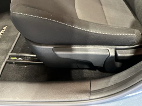 Used 2025 Nissan Sentra SV w/ Trunk Package FWD image 18