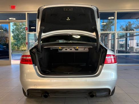 Used 2018 Jaguar XE R-Sport image 33