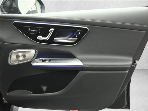 New 2026 Mercedes-Benz GLC 300 4MATIC image 29