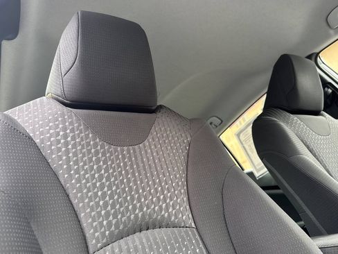 Used 2018 Toyota Prius Prime Plus FWD image 17
