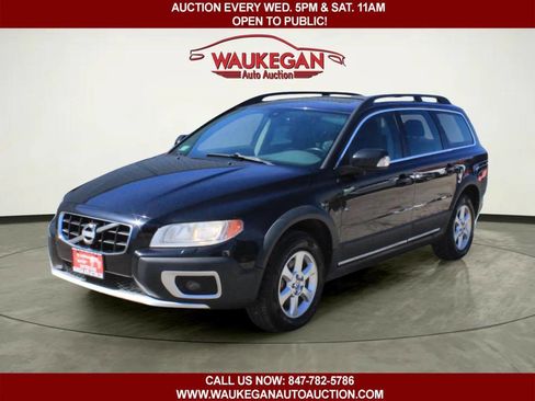 Used 2011 Volvo XC70 3.2 image 1