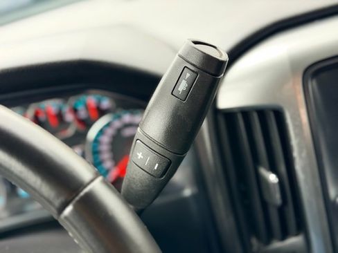 Used 2015 Chevrolet Silverado 2500 LT w/ LT Convenience Package image 13