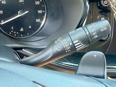 Used 2023 Buick Envision Preferred FWD image 18