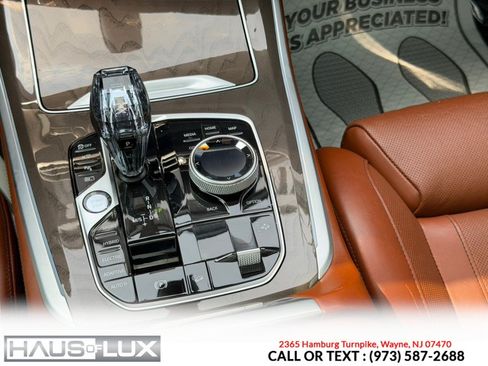 Used 2022 BMW X5 xDrive45e w/ M Sport Package AWD/4WD image 34