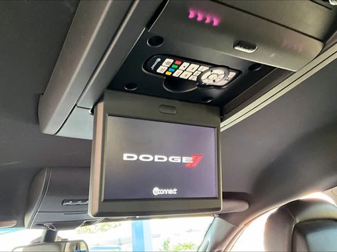 Used 2019 Dodge Grand Caravan SXT w/ Driver Convenience Group FWD image 34