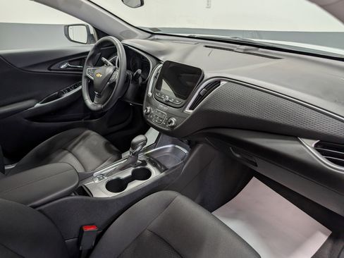 Used 2024 Chevrolet Malibu LT w/ Sport Edition FWD image 16