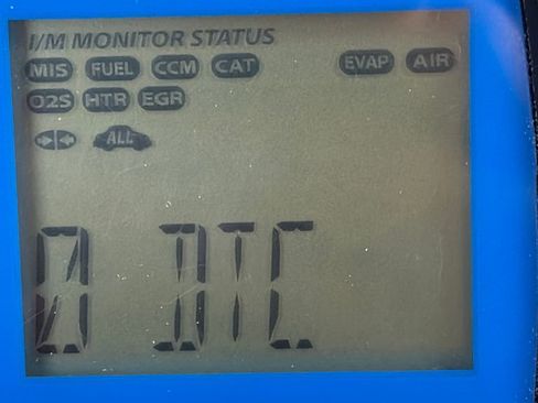 Used 2014 Dodge Challenger R/T image 5