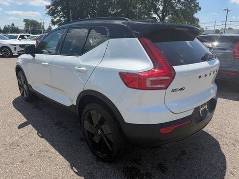 Used 2026 Volvo XC40 B5 Ultra w/ Climate Package AWD/4WD image 9