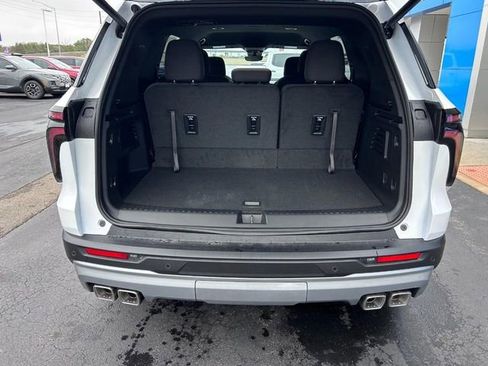 New 2026 Chevrolet Traverse LT w/ Driver Confidence Package image 7