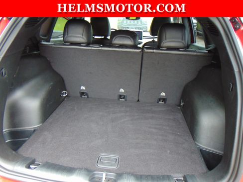 Certified 2024 Jeep Compass Limited image 28