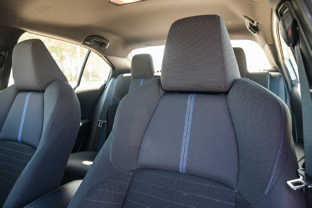 Used 2021 Toyota Corolla SE w/ Carpet Mat Package (TMS) FWD image 17