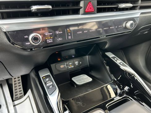 New 2026 Kia Sorento AWD image 23