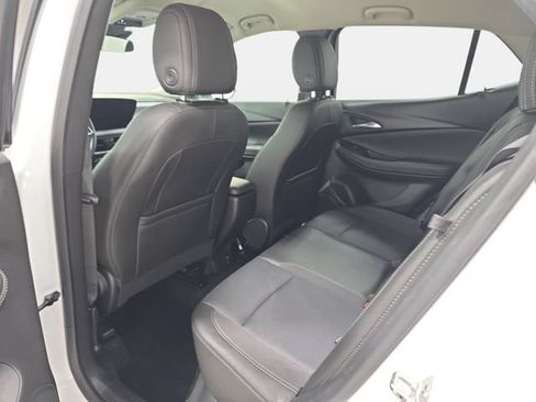 Used 2024 Buick Encore GX Preferred FWD image 12