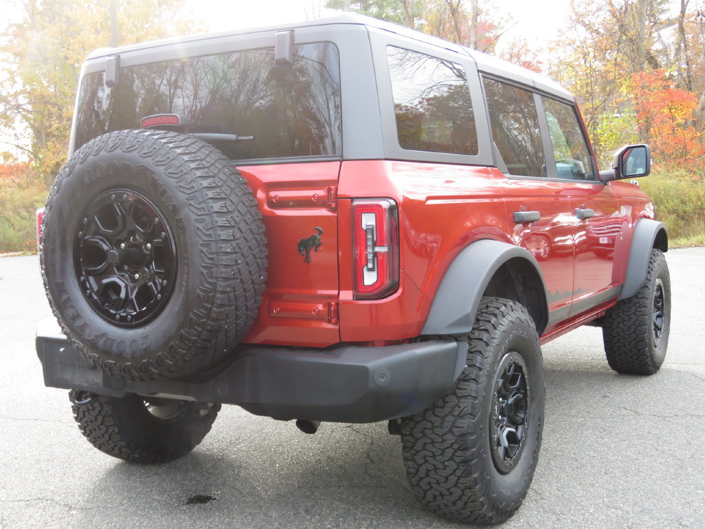 Used 2023 Ford Bronco Wildtrak AWD/4WD image 5