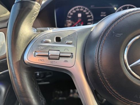 Used 2019 Mercedes-Benz S 560 4MATIC image 19