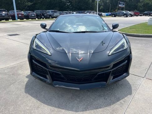 Used 2023 Chevrolet Corvette Z06 RWD image 11
