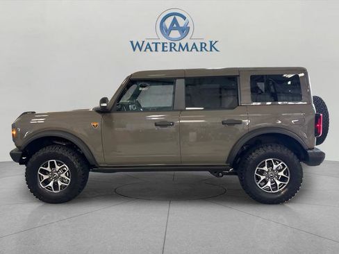 Used 2025 Ford Bronco Badlands AWD/4WD image 1