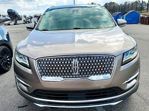 Used 2019 Lincoln MKC Reserve w/ MKC Climate Package image 3