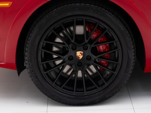 Certified 2023 Porsche Cayenne GTS AWD/4WD image 12