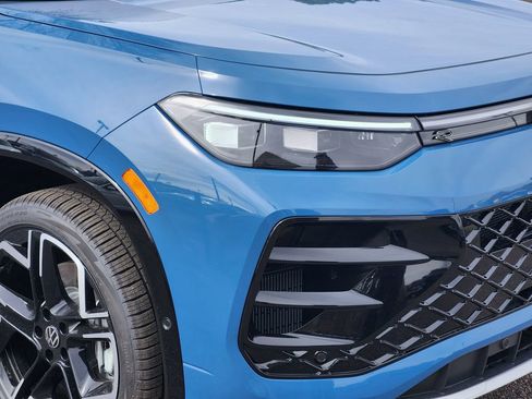 New 2026 Volkswagen Tiguan SEL R-Line image 27