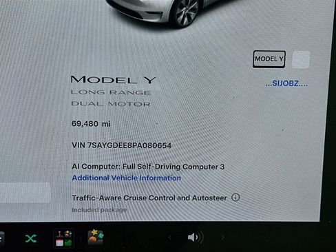 Used 2023 Tesla Model Y Long Range AWD/4WD image 18
