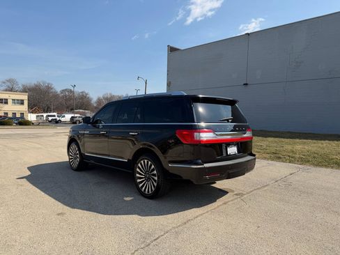 Used 2019 Lincoln Navigator Reserve image 5