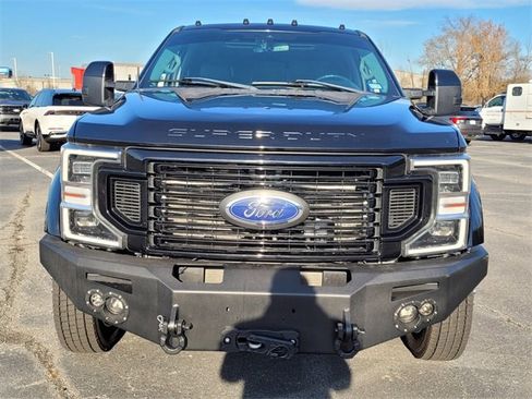 Certified 2022 Ford F450 Limited w/ FX4 Off-Road Package image 16
