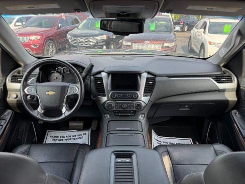 Used 2018 Chevrolet Suburban Premier AWD/4WD image 22