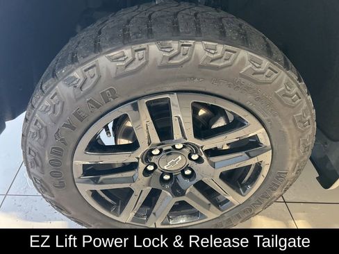 Used 2024 Chevrolet Silverado 1500 LT Trail Boss w/ Convenience Package II image 22