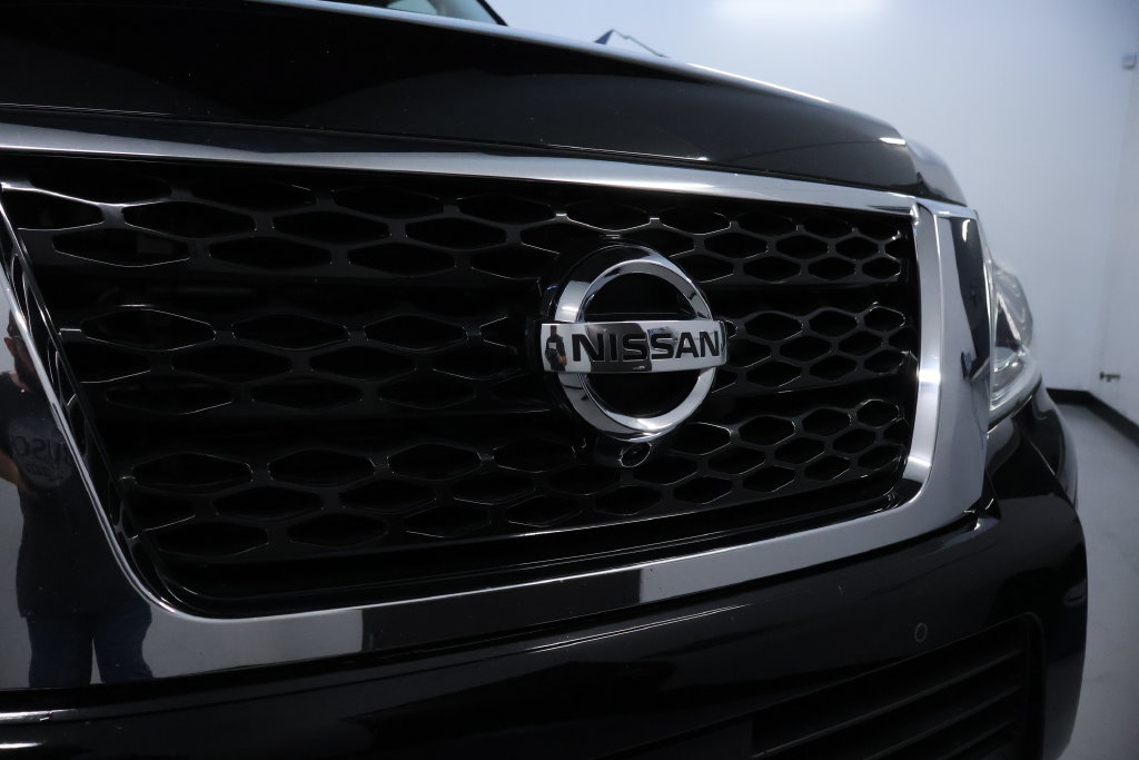 Used 2019 Nissan Armada Platinum w/ Captain's Chairs Package AWD/4WD image 10