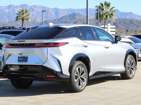 Certified 2025 Lexus RZ 450e image 19