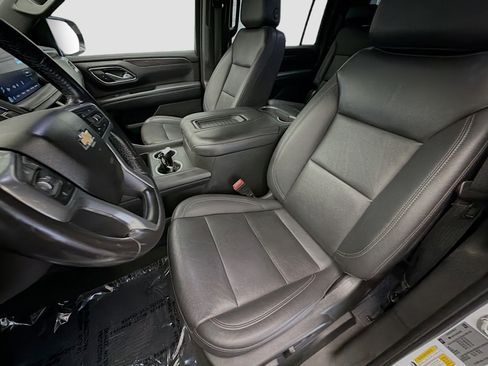 Used 2022 Chevrolet Suburban LT AWD/4WD image 11