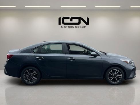 Used 2023 Kia Forte LXS FWD image 6