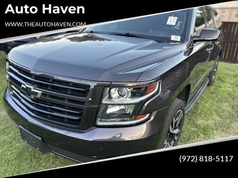 Used 2018 Chevrolet Suburban Premier RWD image 1