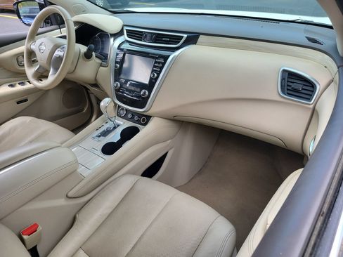 Used 2015 Nissan Murano Platinum w/ Platinum Technology Package FWD image 12