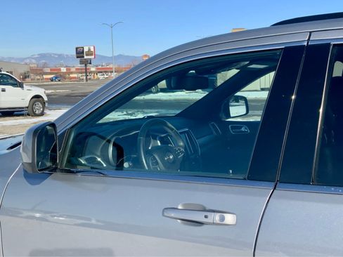 Used 2015 Jeep Grand Cherokee Altitude image 12