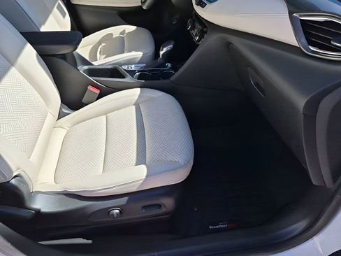 Used 2023 Buick Encore GX Essence w/ Advanced Technology Package image 16