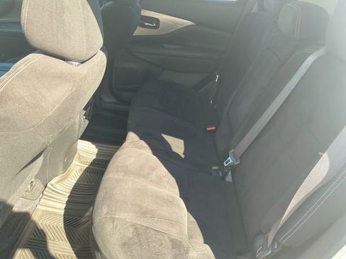 Used 2016 Nissan Murano SV image 14