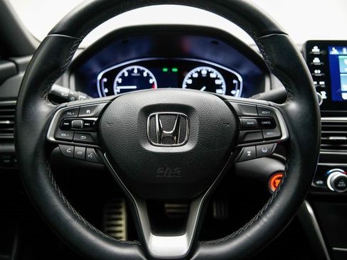 Used 2019 Honda Accord Sport image 30