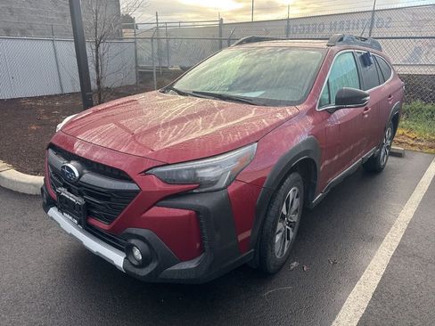 Used 2023 Subaru Outback Limited image 1