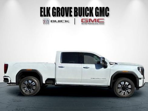 New 2026 GMC Sierra 2500 Denali w/ Denali Reserve Package image 3