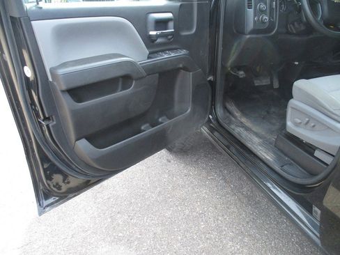 Used 2018 Chevrolet Silverado 1500 W/T image 9