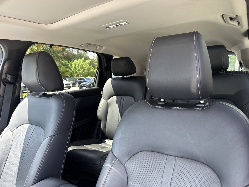 Certified 2024 MAZDA CX-90 Plug-In Hybrid w/ Preferred AWD/4WD image 42