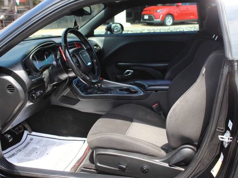 Used 2020 Dodge Challenger R/T Scat Pack RWD image 13